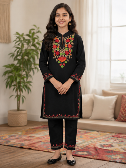 Kids Woolen Pheran set