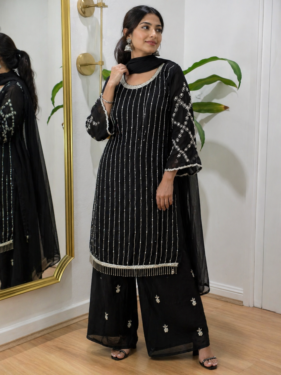 Elegant party wear Plazo suit